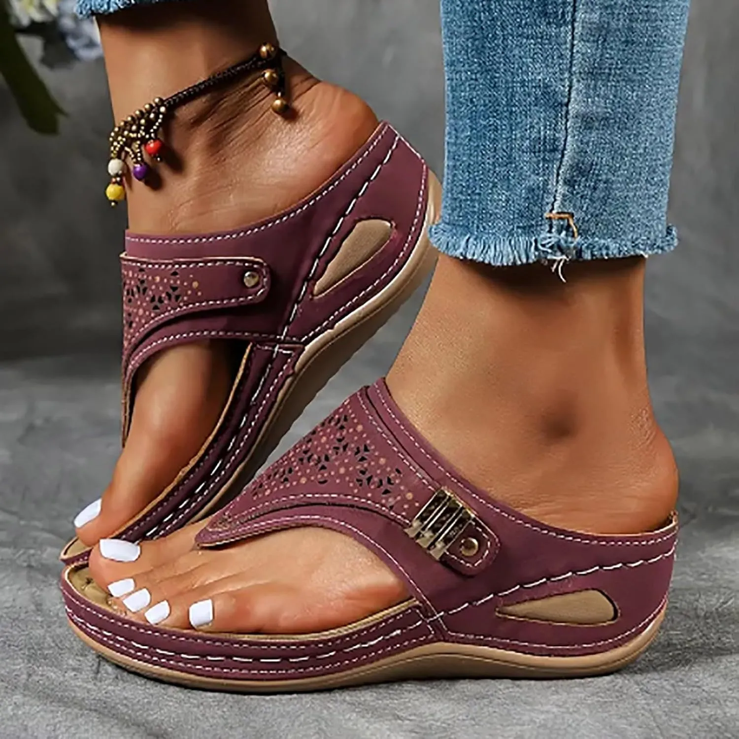 Eduavar Sandals for Women 2025 Comfortable Flip Flops Arch Support Beach Low Wedge Thong Lightweight Summer Non-Slip Slippers