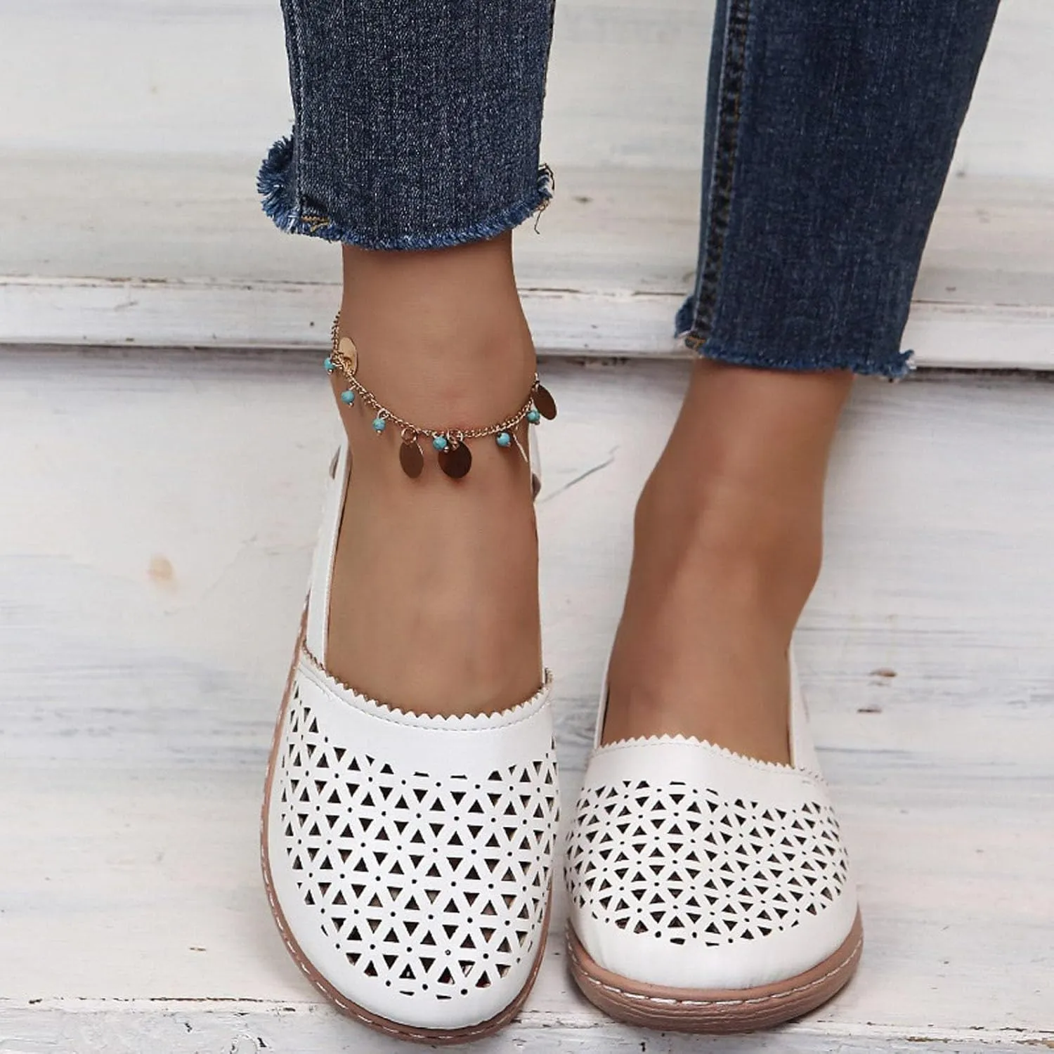 Eduavar Sandals for Women Casual Dressy Summer Closed Toe Sandals Breathable Flat with Arch Support Slip On Walking Shoes