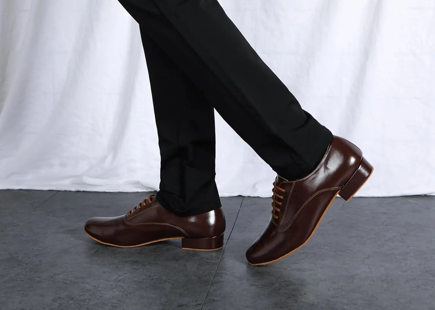 Men's Leather Round Toe Dancing Shoes for Latin Rumba Waltz Tango Performence Ballroom Dance Shoes
