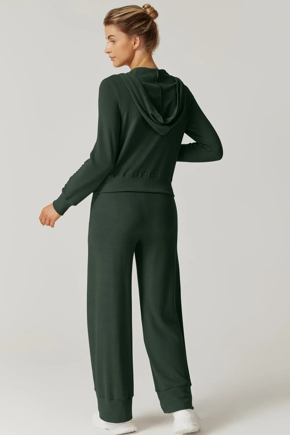 QINSEN Women's Two Piece Outfits Long Sleeve Full-Zip Hoodie and Wide Leg Pants Tracksuit Lounge Matching Set