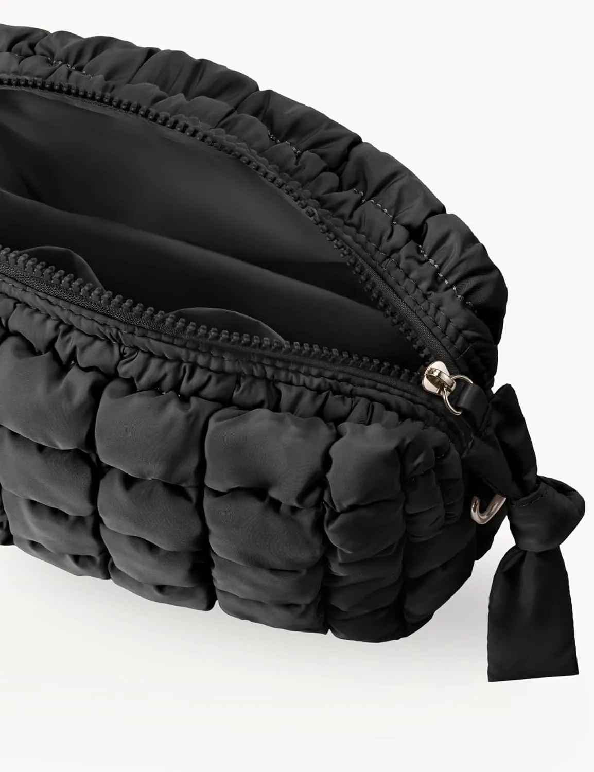 Quilted Makeup Bag Puffy Cosmetic Bag Cute Puffer Travel Toiletry Bag for Women, Large Makeup Pouch for Purse Quilted Cosmetic Pouch for Essentials Toiletries, Christmas for Women, Girls