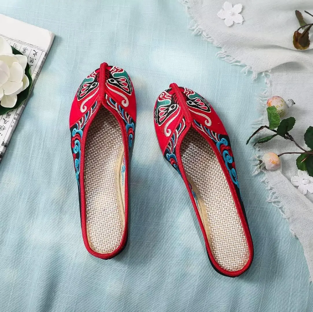 Stunner Flat Mules for Women Round Toe Vintage Embroidered Slip on Loafers Backless Mules