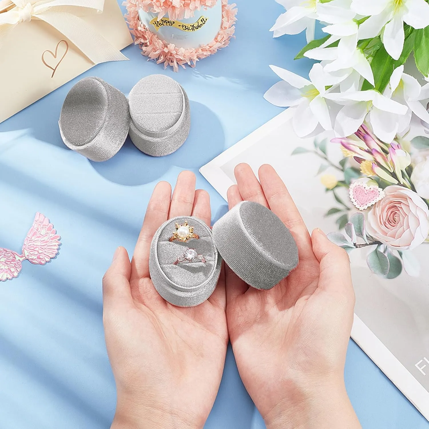 Velvet Jewelry Ring Box, 2 Slots Oval Ring Gift Box Vintage Ring Display Holder Case for Wedding Ceremony Proposal Engagement(Grey)