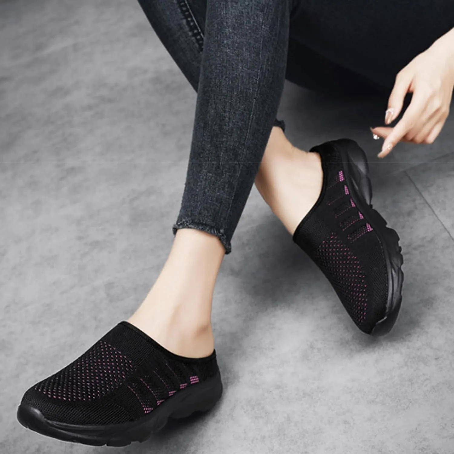 Women's Knit Mesh Hollow Slingback Lightweight Flat Mules Fashion Round Closed Toe Backless Slip On Soft Cushion Rubber Platform Non-Slip Casual Slides Sandals